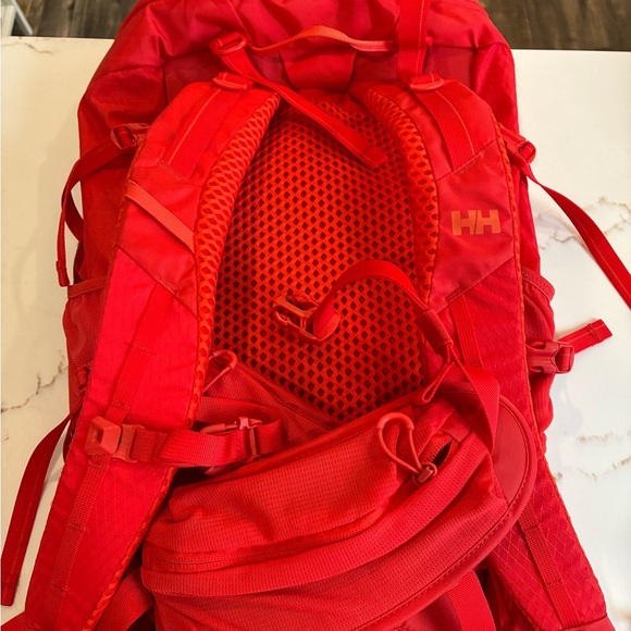 Helly Hansen Transistor Backpack red nwot - Picture 9 of 11